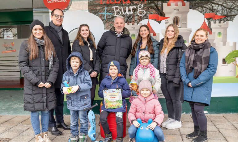 Kostenlose Kinderbetreuung „MaXi Burg“  geht in die Fortsetzung